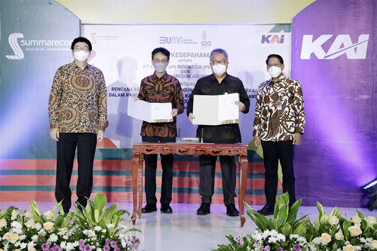 The Signing of the MOU of PT Summarecon Agung Tbk. And PT KAI Indonesia (Persero)
