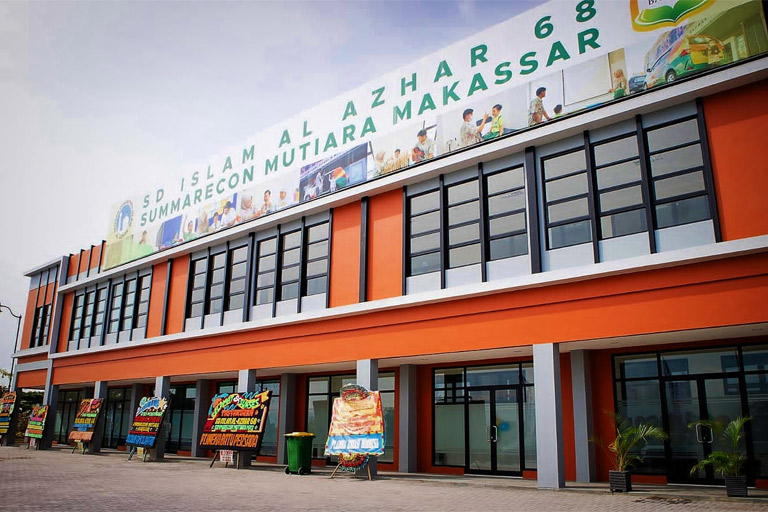 The inauguration of the Al Azhar 68 Islamic Elementary School Summarecon Mutiara Makassar (SMM)