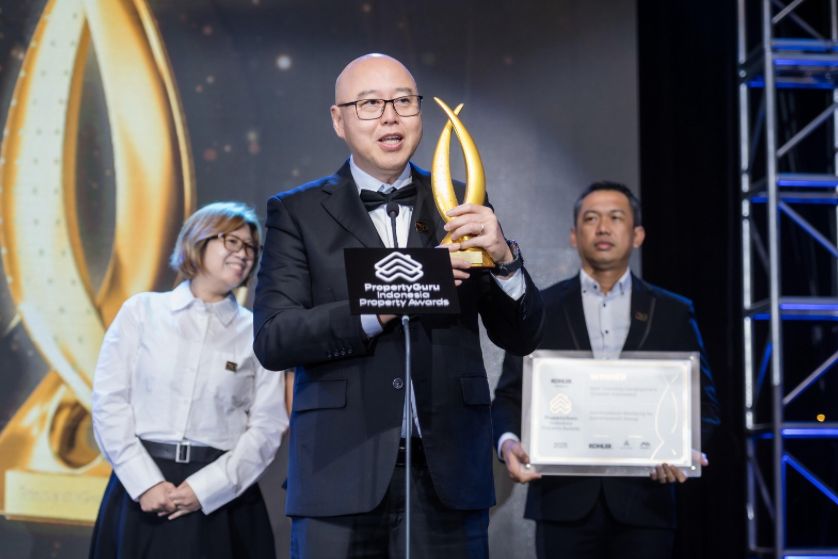 gallery/7551/Penghargaan SA 2.jpg